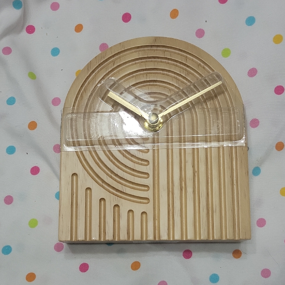 Mainstays Modern Wooden Clock